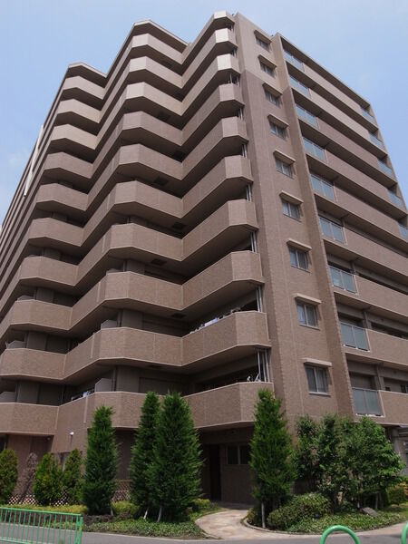 【ルイシャトレ南茨木】外観