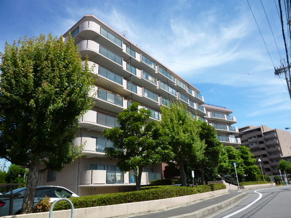 【茨木ガーデンハイツ】建物外観