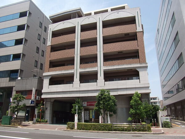 【エスバイエルクラスタ茨木】建物外観