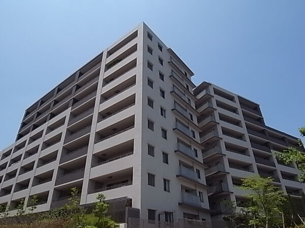 【プレミスト千里佐竹台】外観 【プレミスト千里佐竹台】外観