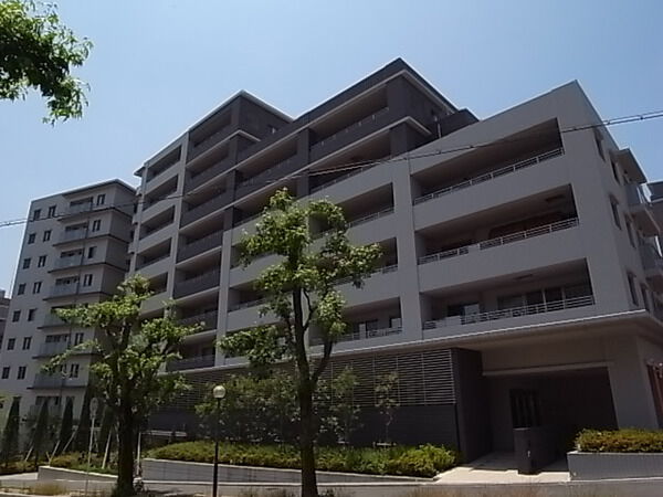 【プレミスト千里佐竹台】外観 【プレミスト千里佐竹台】外観