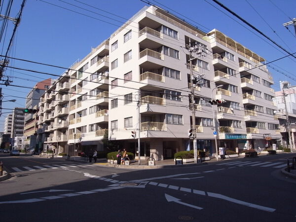 【チサンマンション第3江坂】外観 【チサンマンション第3江坂】外観