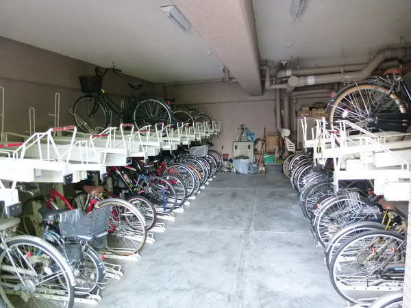 【メゾンドール学園前西】駐輪場 【メゾンドール学園前西】駐輪場