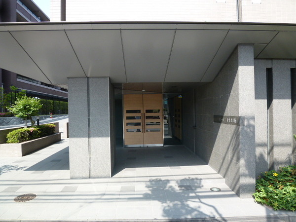 【オーセント東生駒】玄関写真