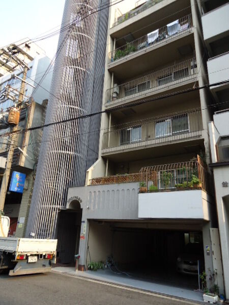 プチロイヤル谷町