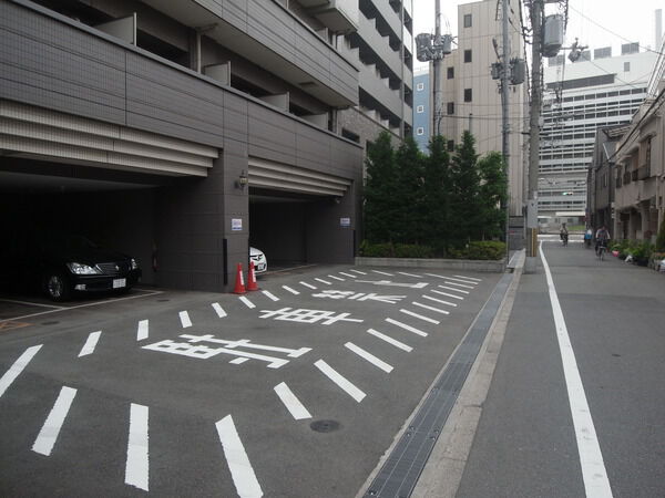 【エスリード梅田西】駐車場