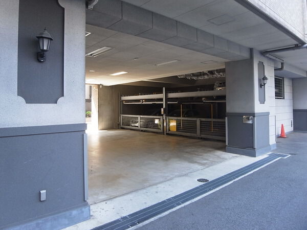 【セレッソコート福島ウエストライブ】駐車場 【セレッソコート福島ウエストライブ】駐車場