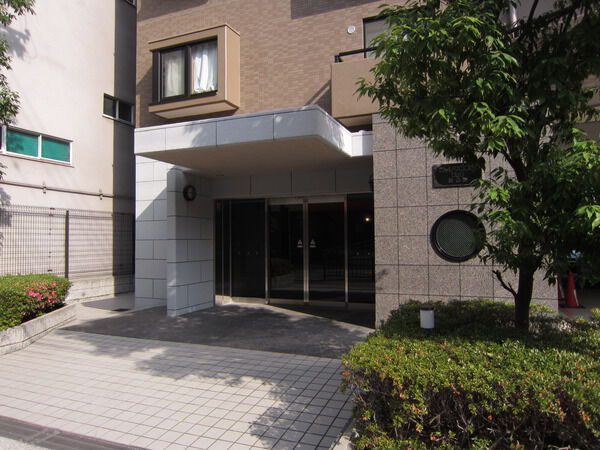 【シャルマンフジリッツ靱公園】エントランス 【シャルマンフジリッツ靱公園】エントランス