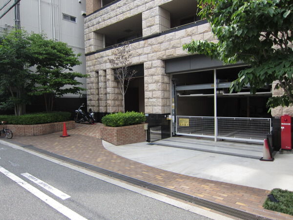 【アリスト肥後橋】駐車場1 【アリスト肥後橋】駐車場1