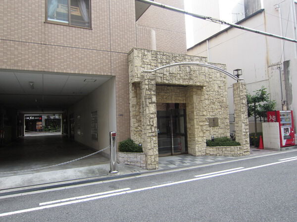 【キングマンション江戸堀】エントランス