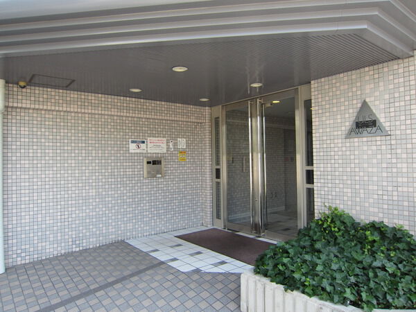 【東急ドエルアルス阿波座】エントランス 【東急ドエルアルス阿波座】エントランス