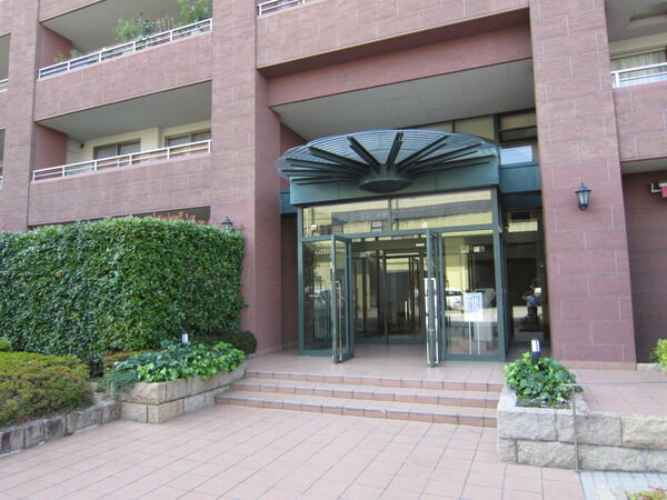 【ルネフレシール】エントランス 【ルネフレシール】エントランス