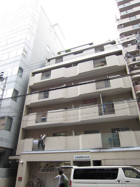 【ハイツ本町】外観写真２