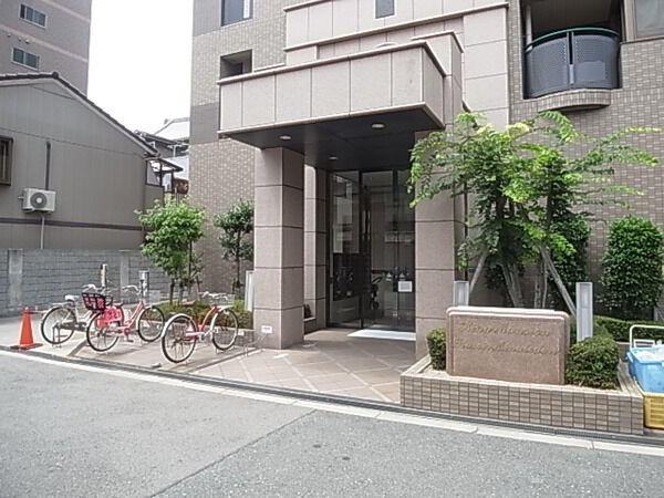 【キングマンションプレソワールみなと通】エントランス