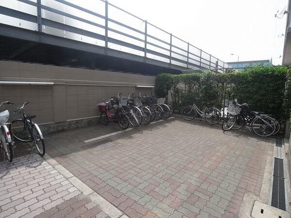 【ルモン千舟】駐輪場 【ルモン千舟】駐輪場