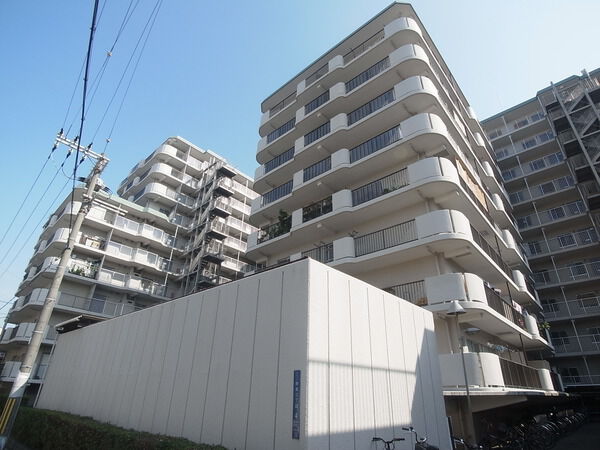 【アイビーハイツ野里】外観2