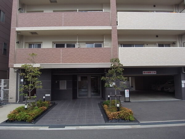 【アーバニス上新庄グレイブ】建物1階部分 【アーバニス上新庄グレイブ】建物1階部分