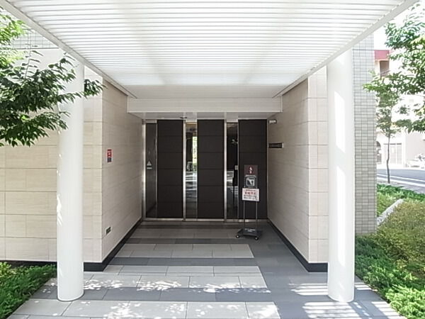 【クラシアス上新庄】エントランス 【クラシアス上新庄】エントランス