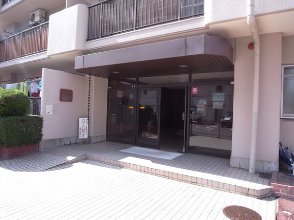 【レック淀川】エントランス