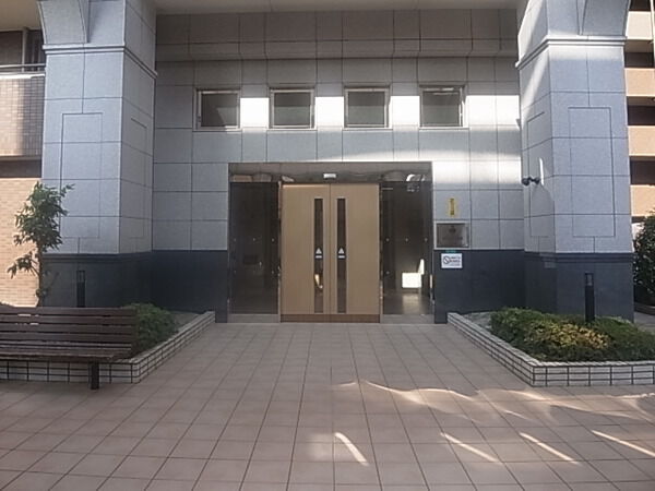 【キングスクエア北大阪パークフェリス】エントランス