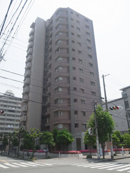 【ファミール北大阪パークサイド】外観写真2 【ファミール北大阪パークサイド】外観写真2