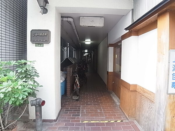 【シャトー南森町】エントランス