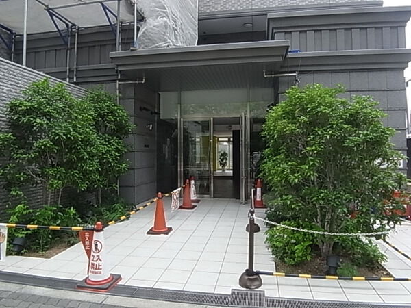 【エスリード梅田北】エントランス 【エスリード梅田北】エントランス