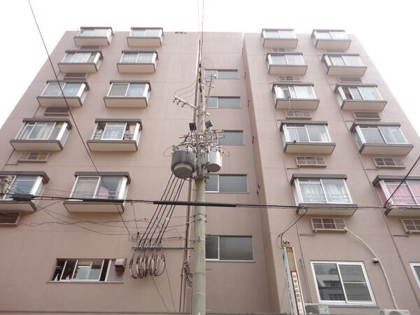 【難波センチュリーマンション】外観写真