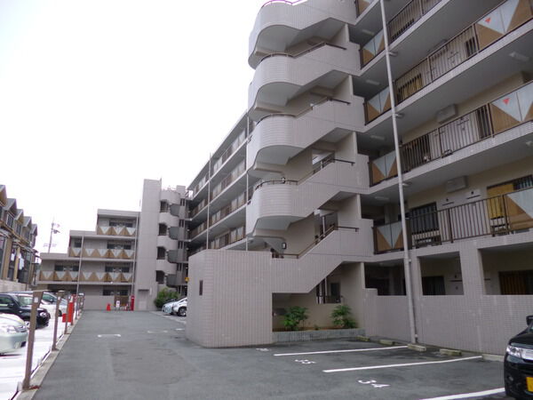 ハイラーク太秦 3枚目 ハイラーク太秦