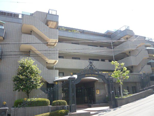 【ヴェルビュ夙川】外観写真