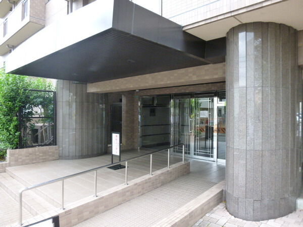 【夙川ハウス】エントランス部分