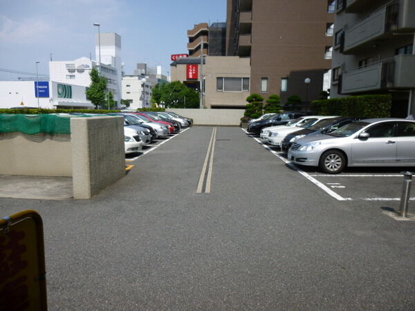 【エル夙川】駐車場部分