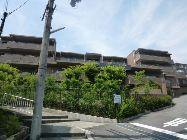 【ジオ甲陽園山王町アーバンビュー】外観