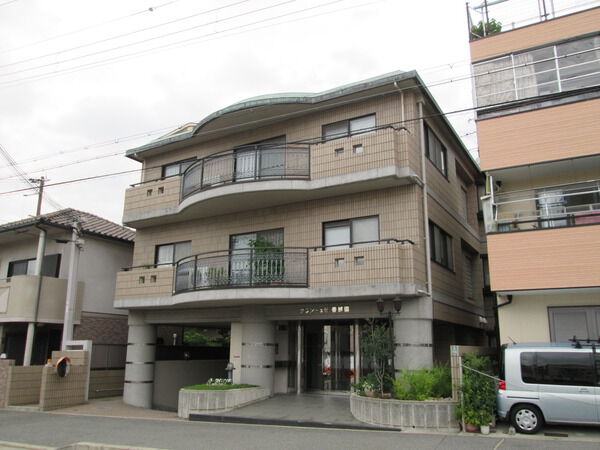 【グランミュゼ香櫨園】外観写真 【グランミュゼ香櫨園】外観写真