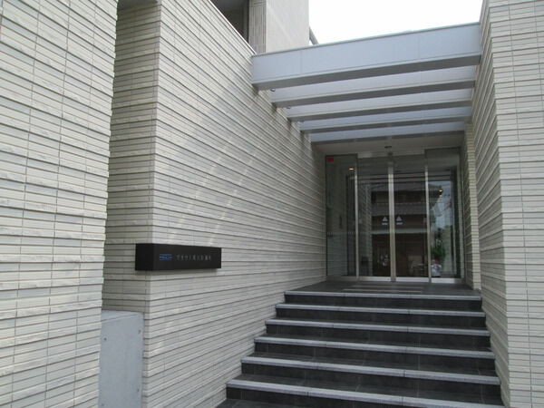 【プラウド夙川松園町】エントランス