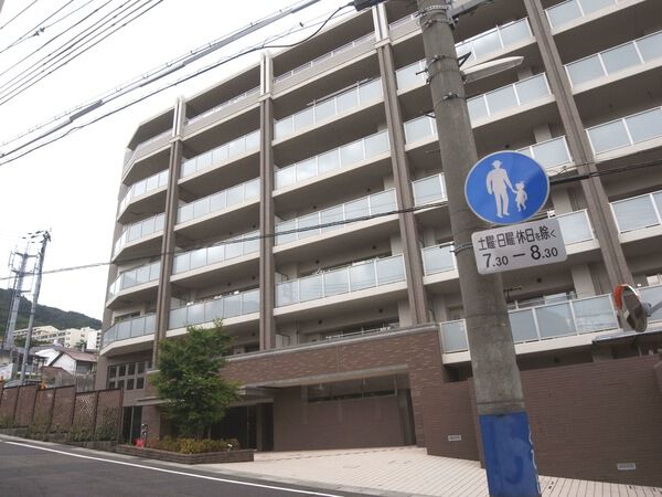 【エルグレース・ジオ六甲】外観