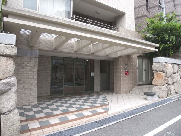 【ワコーレ六甲篠原】エントランス 【ワコーレ六甲篠原】エントランス