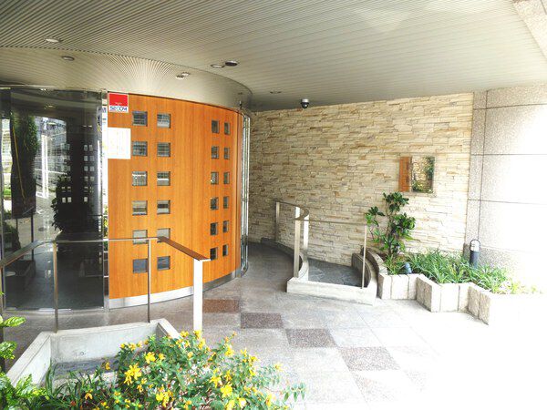 【ドルフ灘スタツィオ】エントランス付近