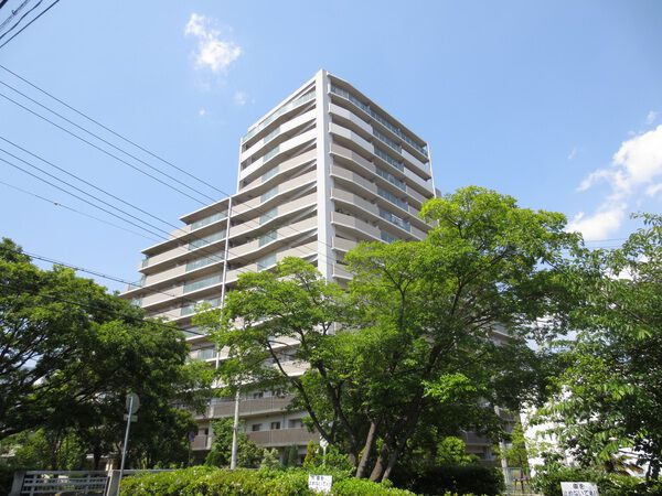 【ライオンズ灘都通】外観３