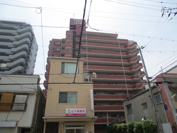 【ライオンズマンション生田川東】外観