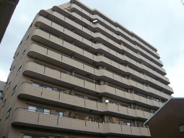 【ライオンズマンション三宮東第3】外観