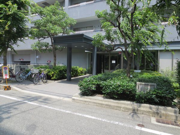 【コスモシティ三宮東】エントランス