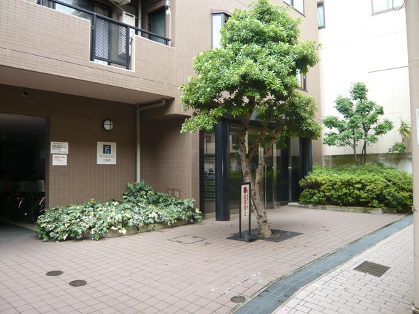 【エステムコート三宮東】エントランス 【エステムコート三宮東】エントランス