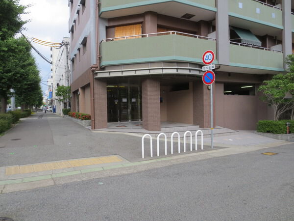 【リーベスト三宮ブランシェ】エントランス