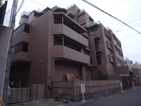 ファミール魚崎駅前