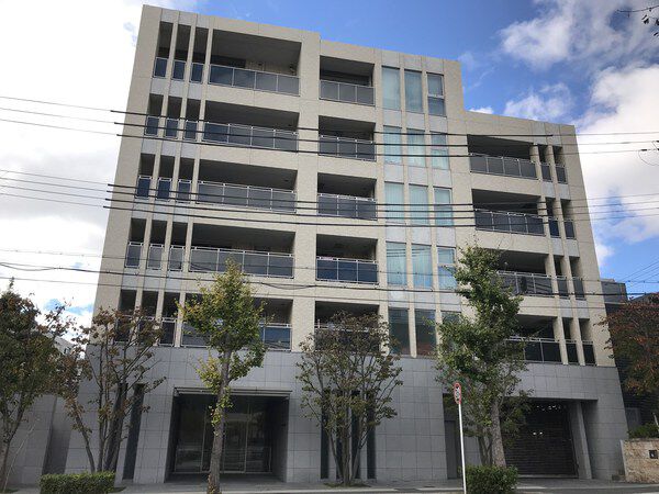 【ジエイグラン岡本】外観写真