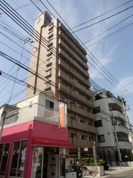 ワコーレプラティーク神戸