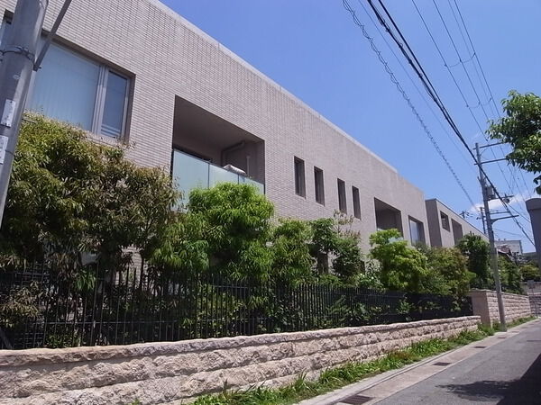 グランドメゾン岡本 3枚目 グランドメゾン岡本