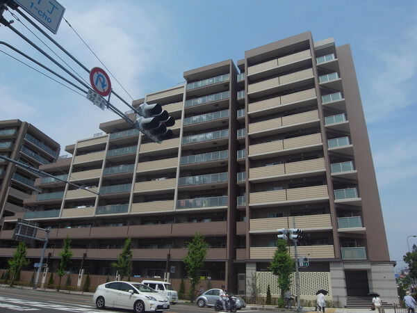 プレミスト津久野駅前アルティモガーデン