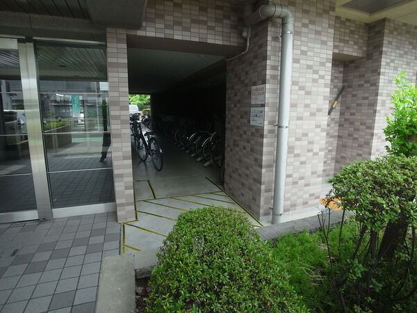 宝マンション瓢箪山